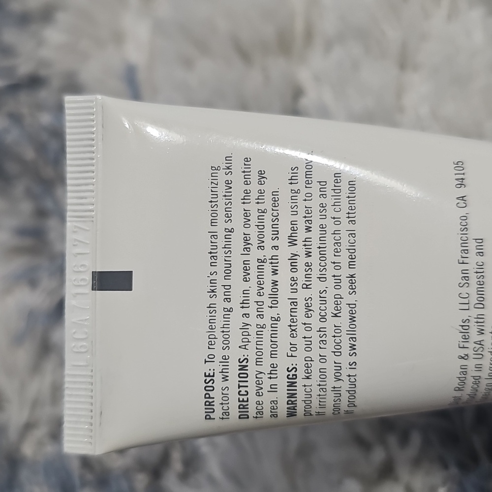 Rodan and fields Soothe Moisture Replenishing Cream - Picture 3 of 7